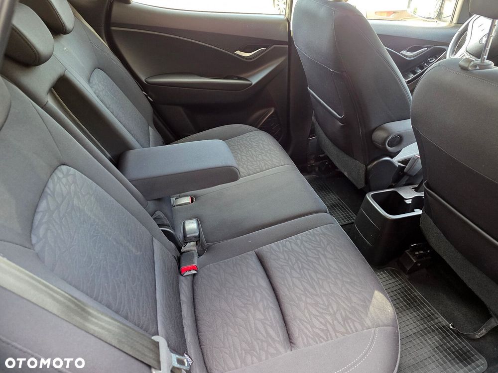 Hyundai ix20 - 15