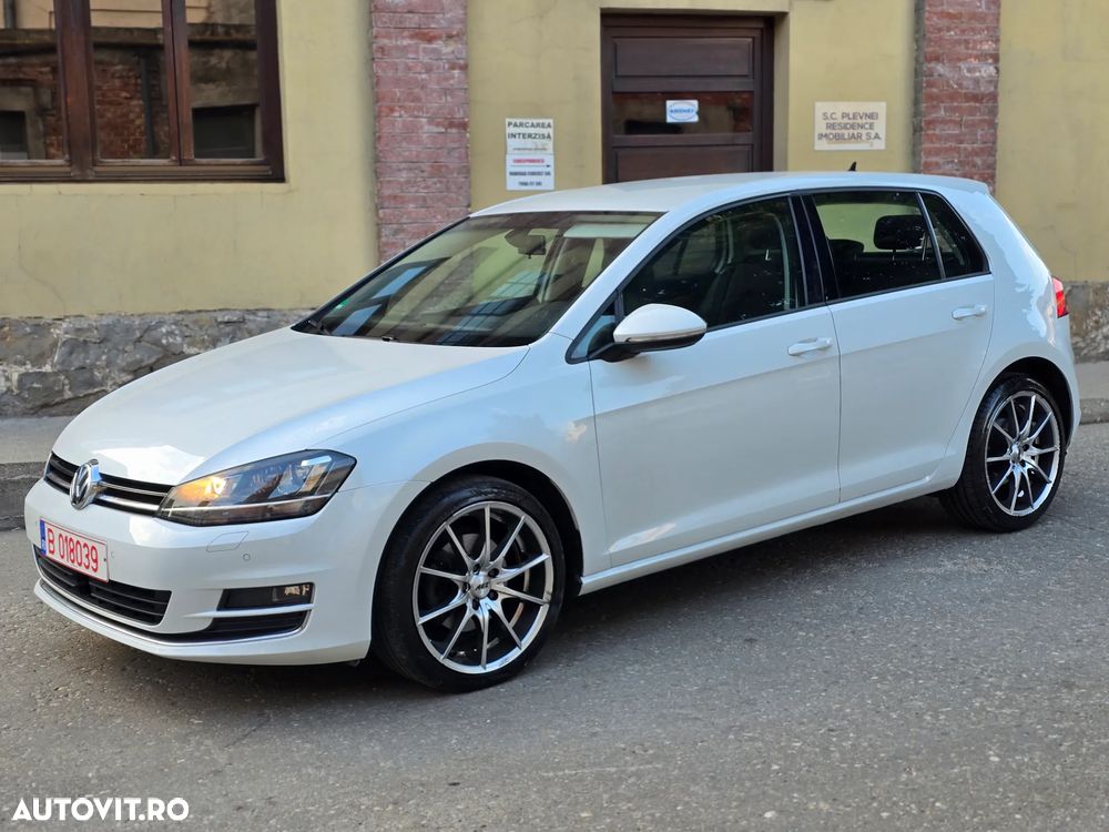 Volkswagen Golf 1.4 TSI BMT Highline - 1