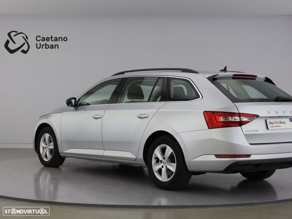 Skoda Superb Break 2.0 TDI Ambition DSG - 5