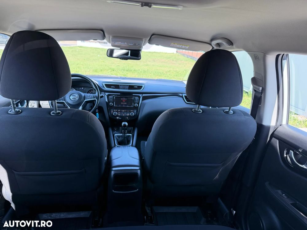 Nissan Qashqai 1.3 138CP 2WD Acenta - 37