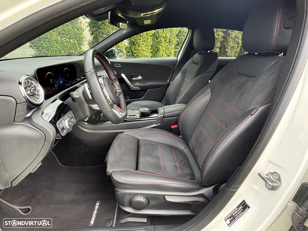 Mercedes-Benz A 250 e AMG Line - 12