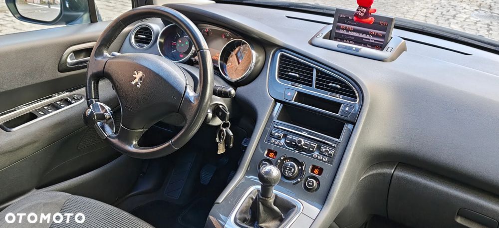 Peugeot 5008 1.6 Premium - 20