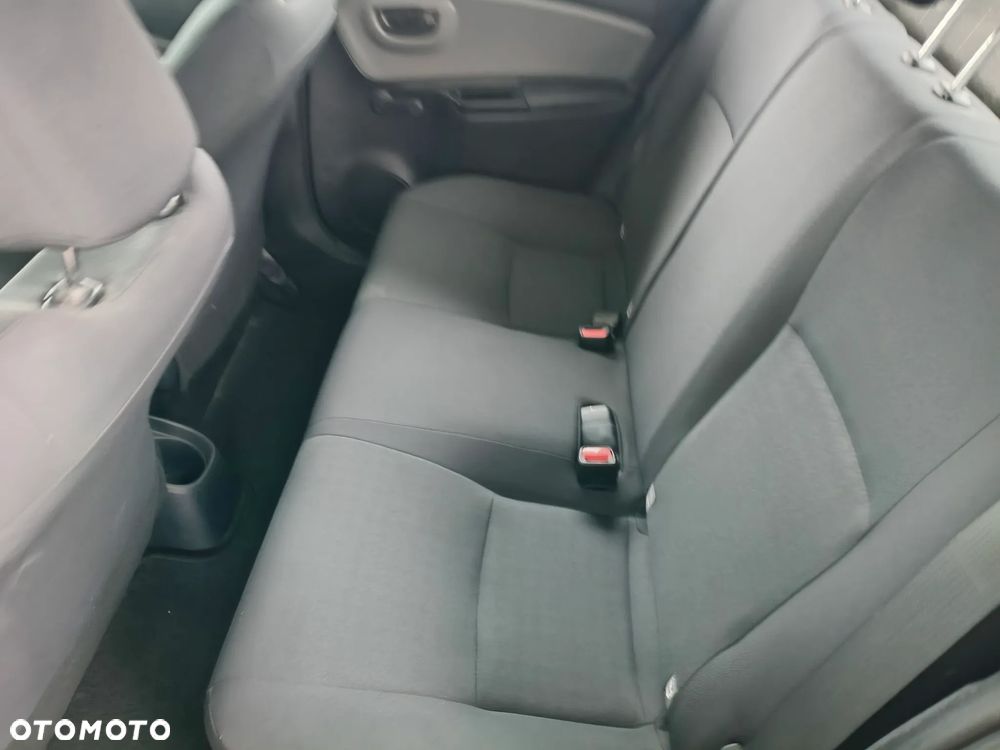 Toyota Yaris 1.0 Active - 10