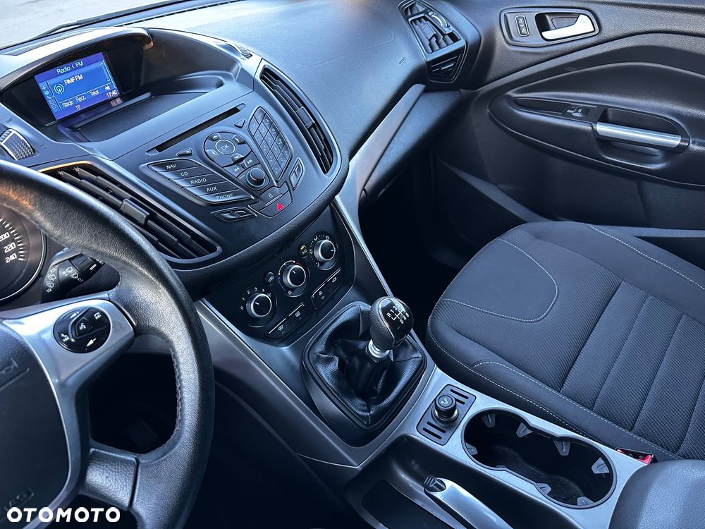 Ford Kuga - 19