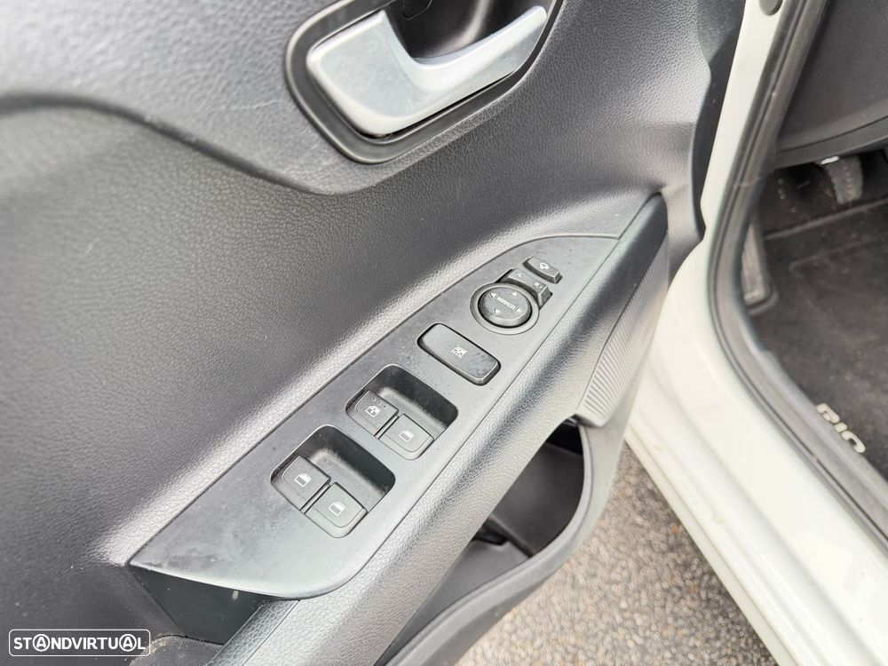 Kia Rio 1.0 T-GDi EX - 23