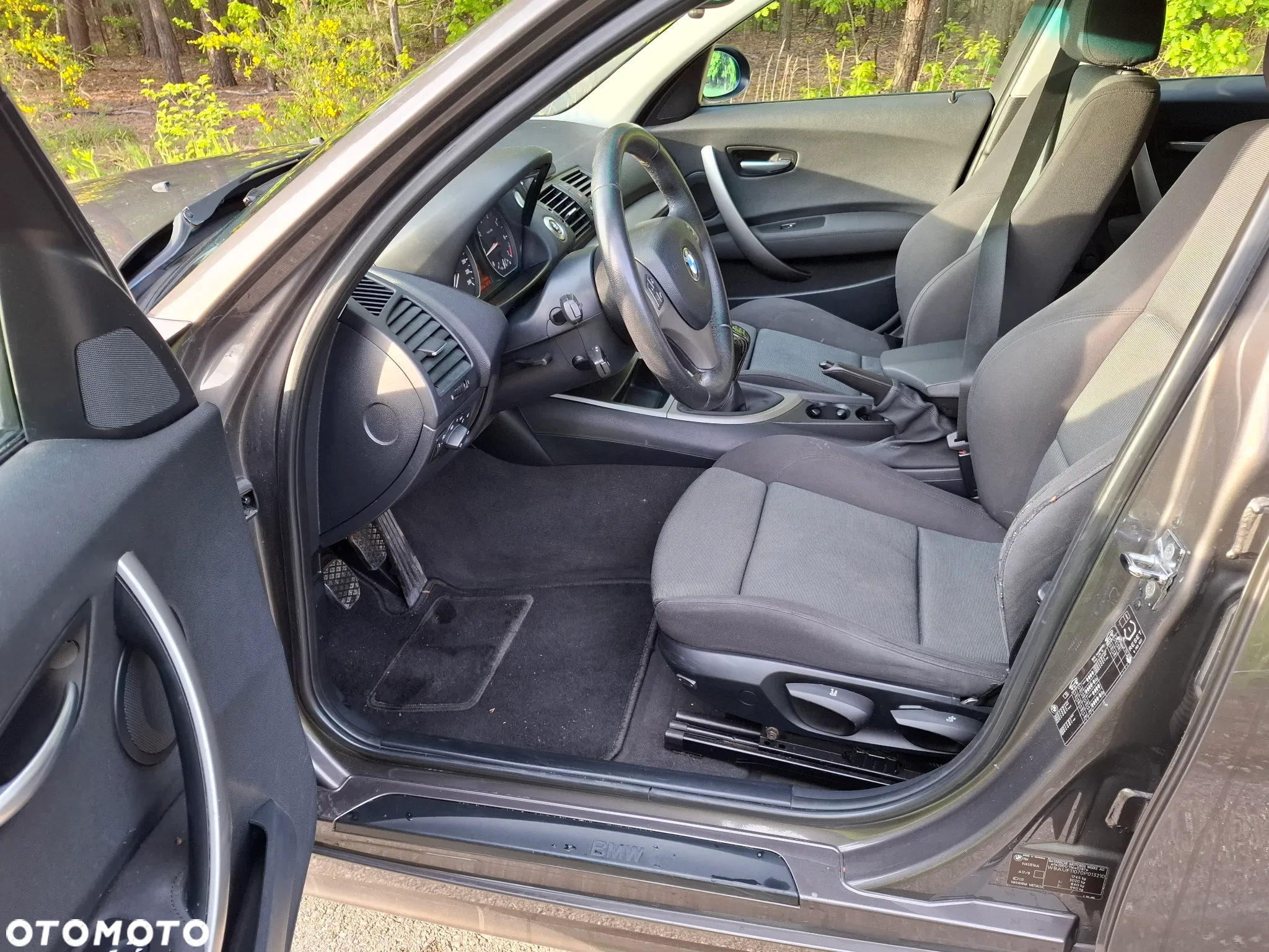 BMW Seria 1 116i - 26