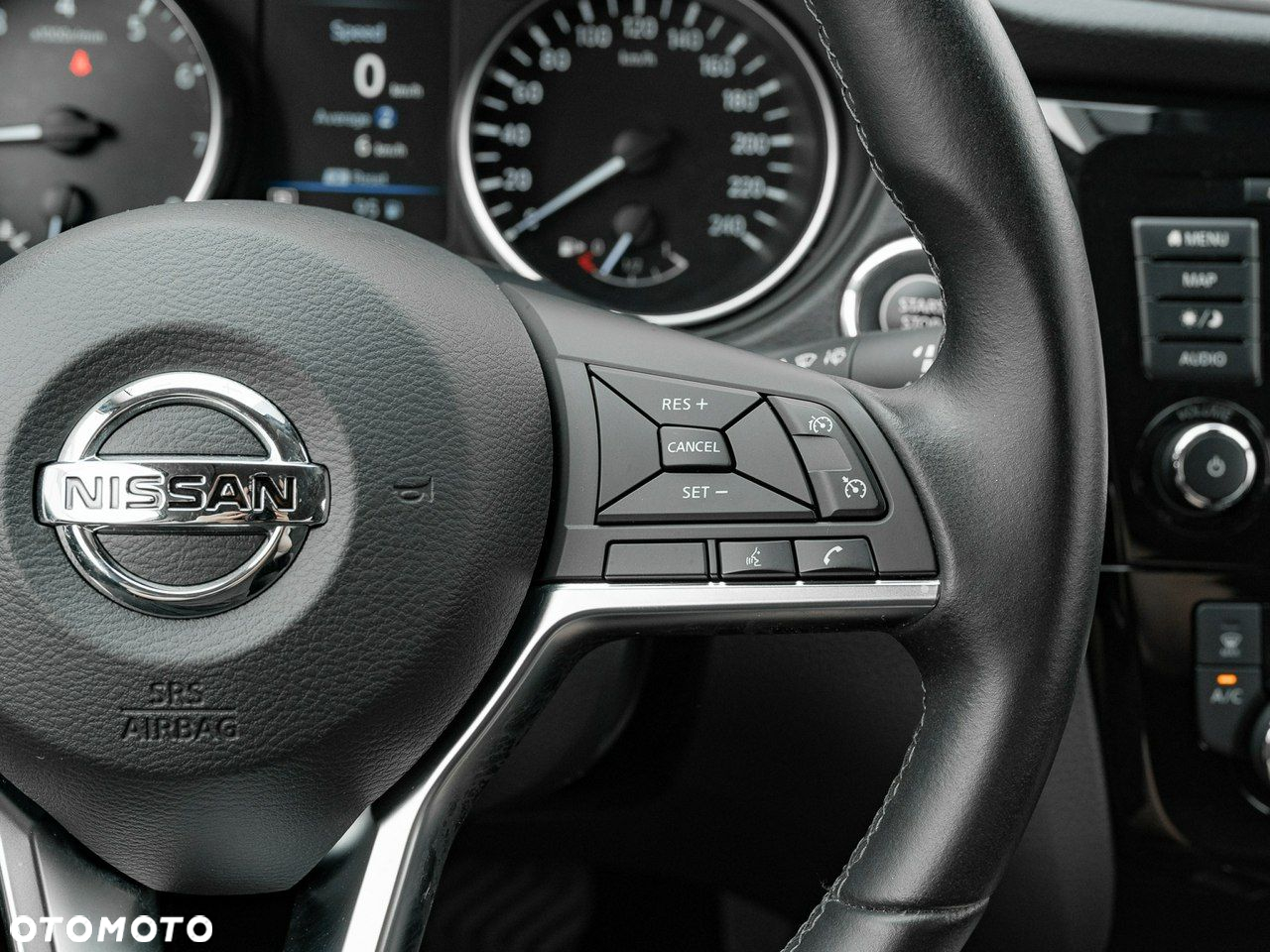 Nissan Qashqai - 18