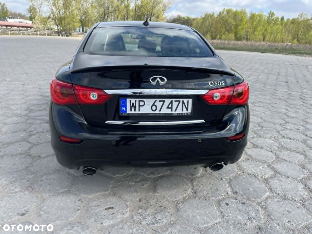 Infiniti Q50 - 11