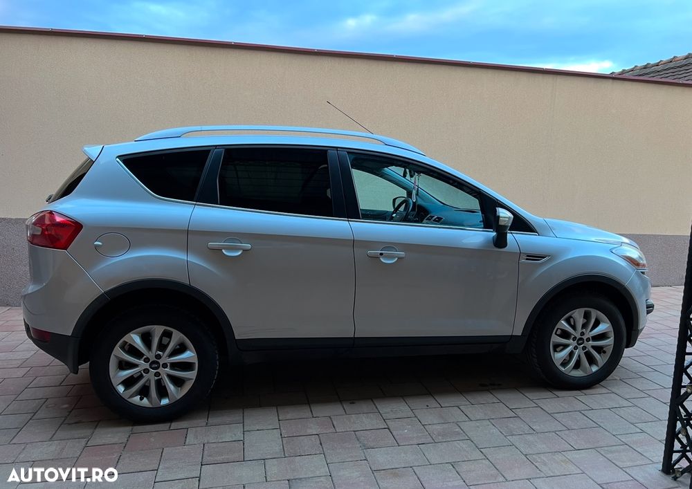 Ford Kuga 2.0L TDCi DPF Titanium - 2