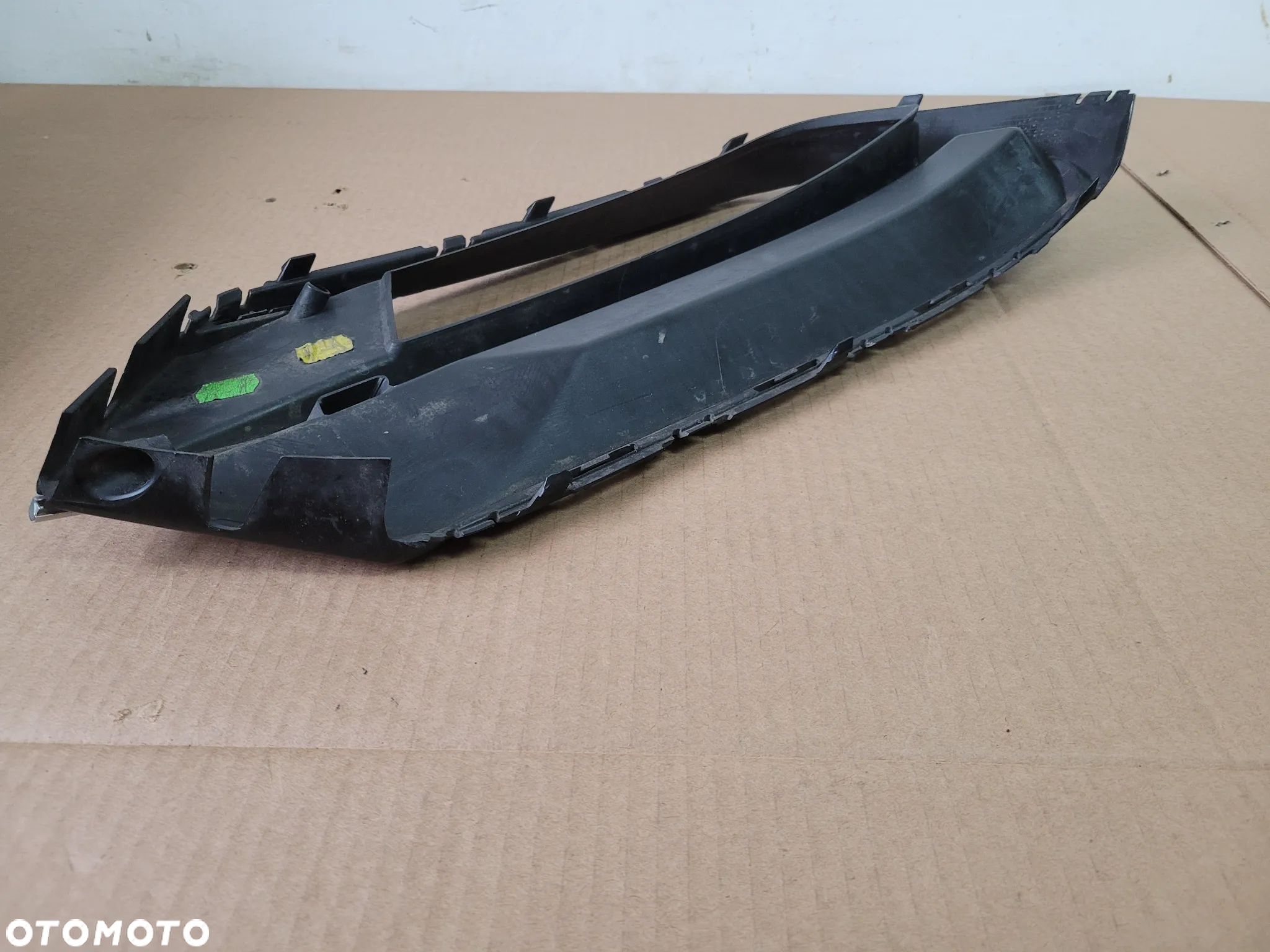 KRATKA ZDERZAKA CHROM PRAWA VW PASSAT B8 R-LINE 3G0353666F - 7