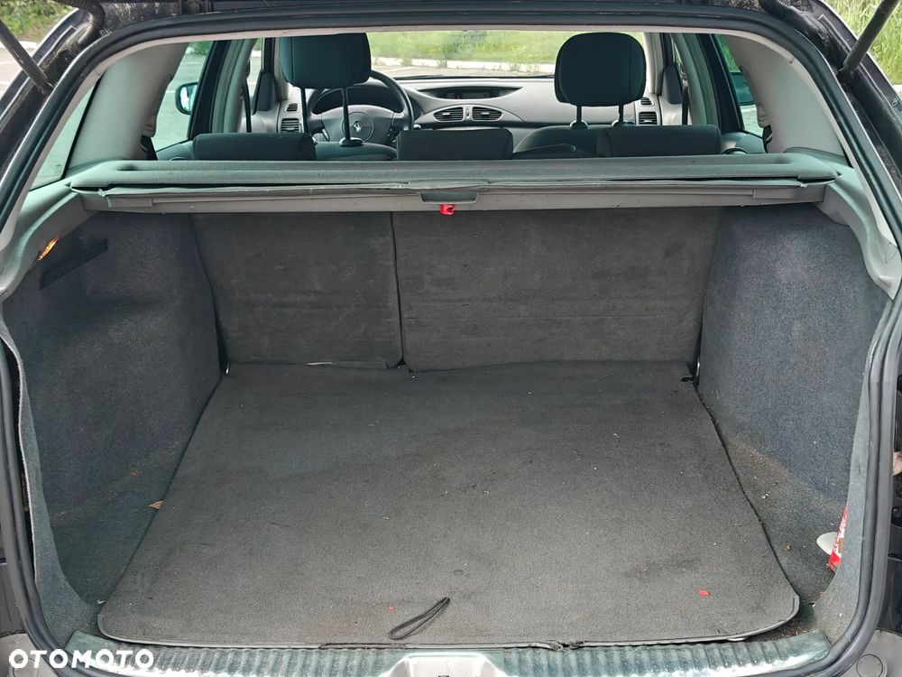 Renault Laguna Grandtour 1.9 dCi Emotion - 17