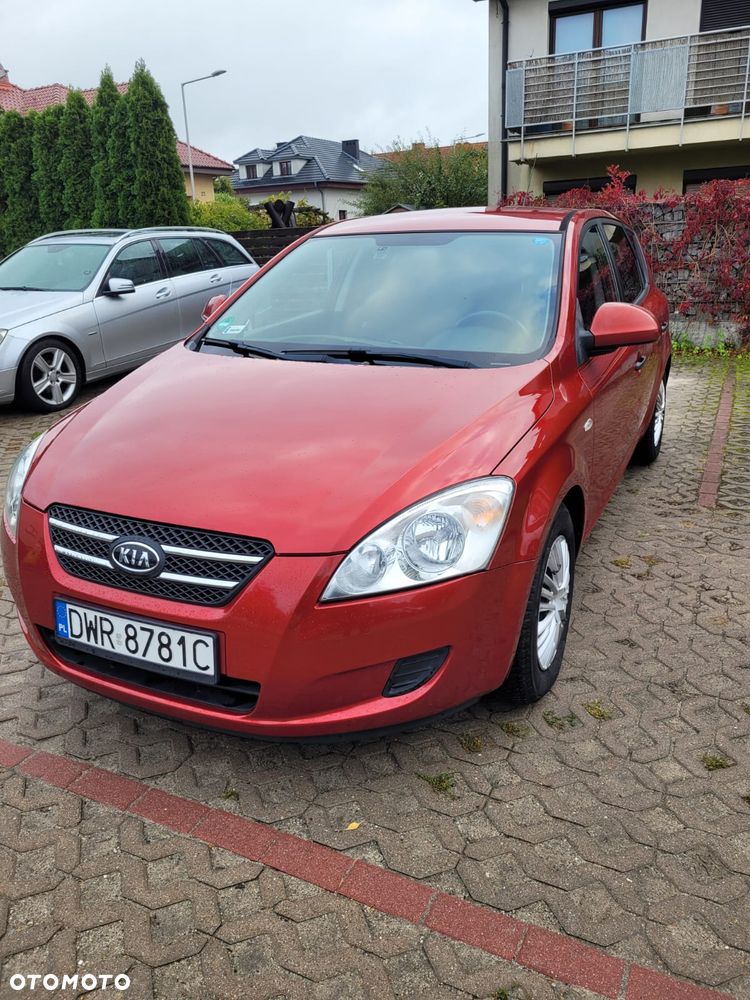 Kia Ceed 1.4 Comfort - 16