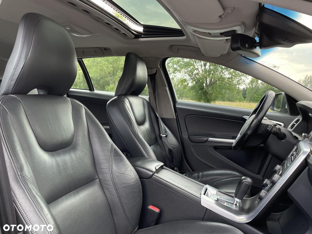 Volvo V60 - 11