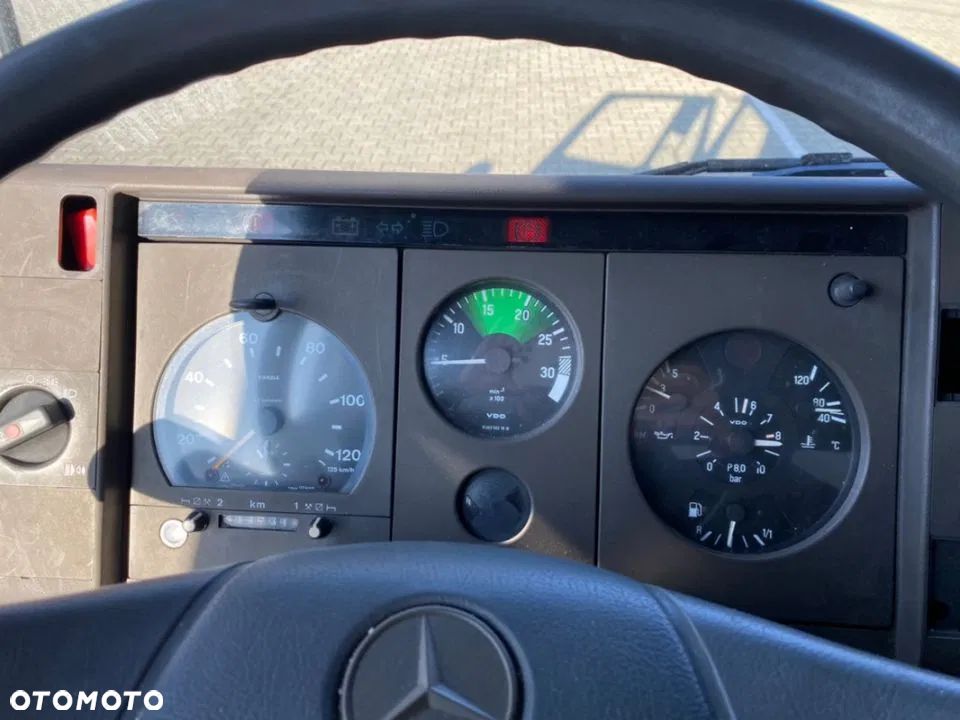 Mercedes-Benz 814 D - 28
