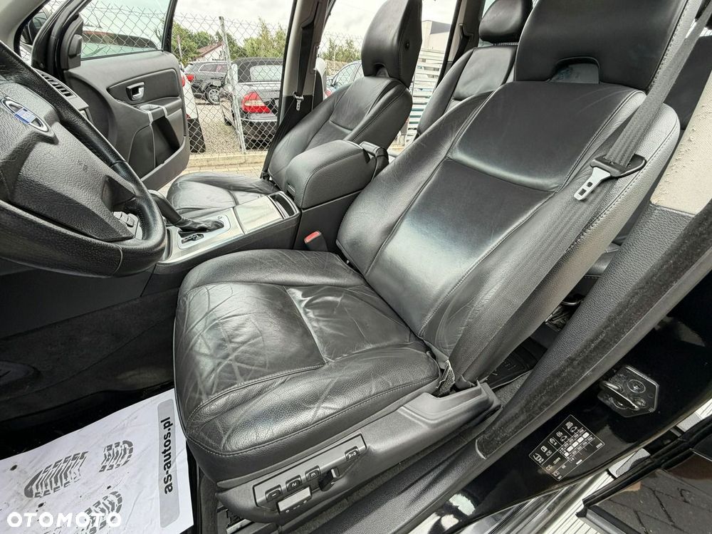Volvo XC 90 D5 AWD Geartonic Summum - 11