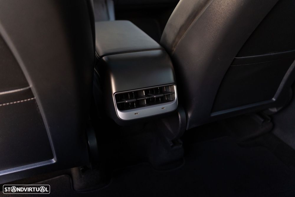 Tesla Model Y RWD - 22