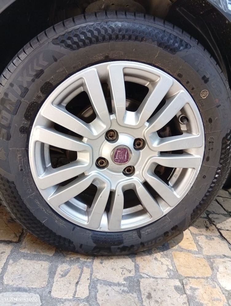 Fiat Punto 1.2 Young S&S - 9