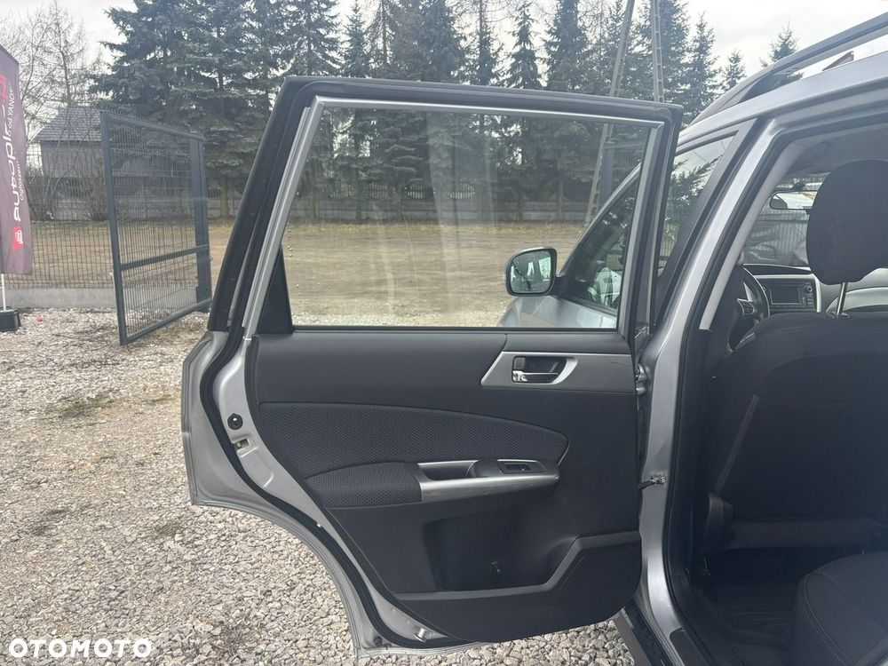 Subaru Forester - 30
