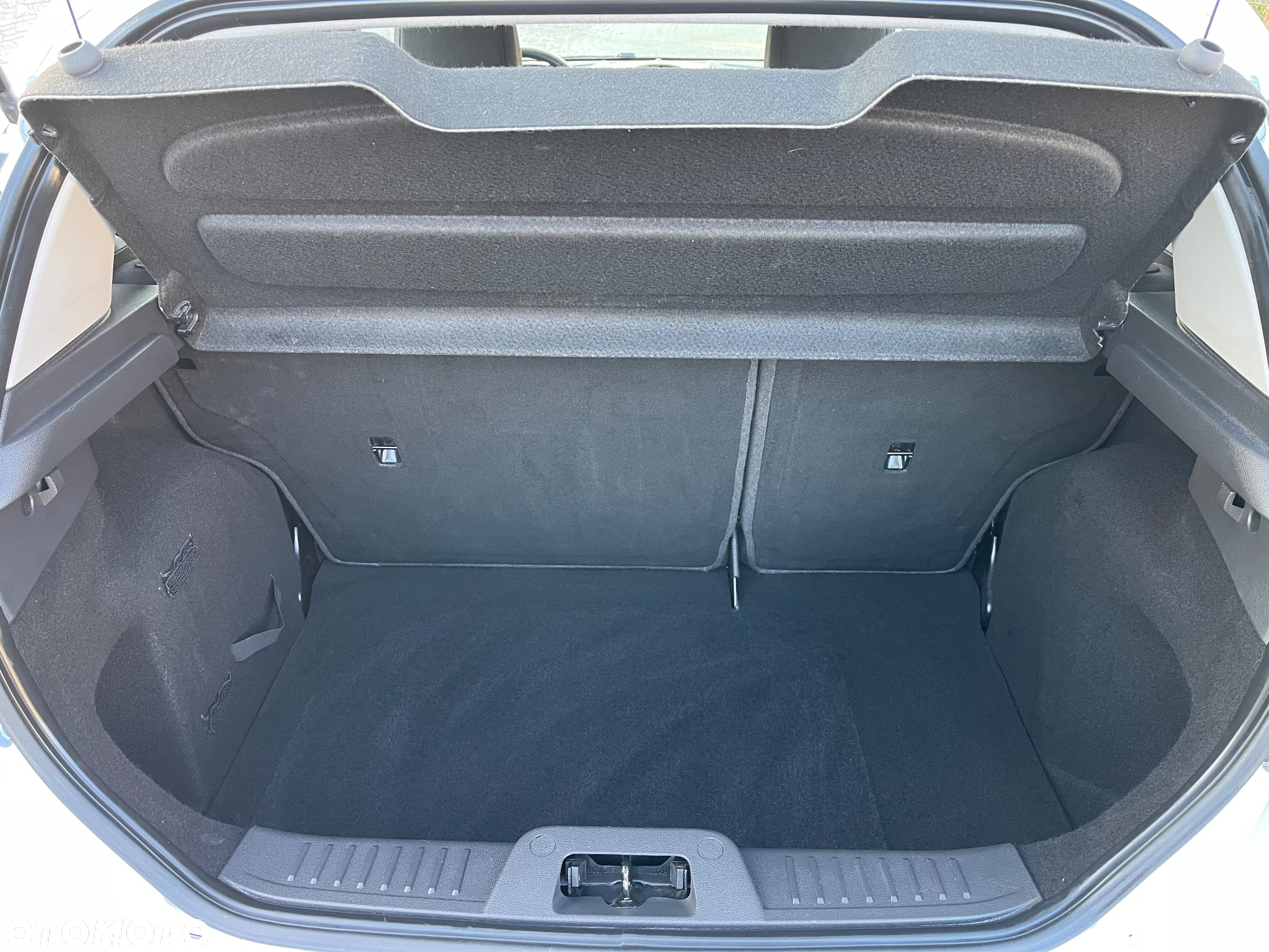 Ford Fiesta 1.25 Ambiente - 33