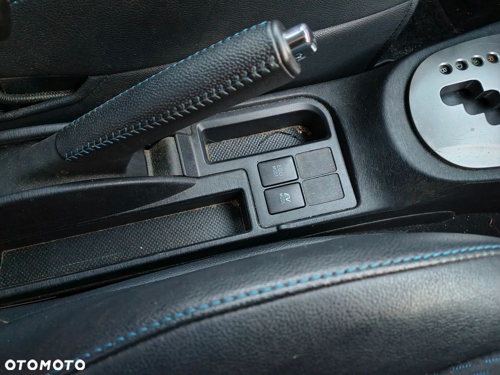 Toyota Yaris 1.5 VVT-i Comfort mit Design Paket - 8