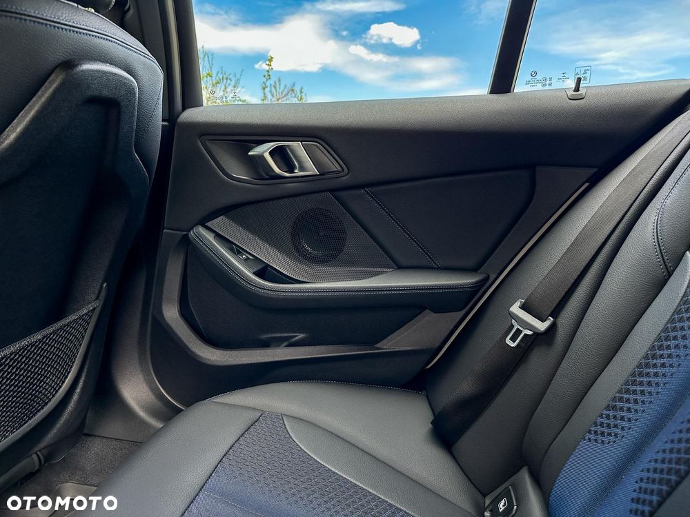 BMW Seria 1 118i M Sport - 9
