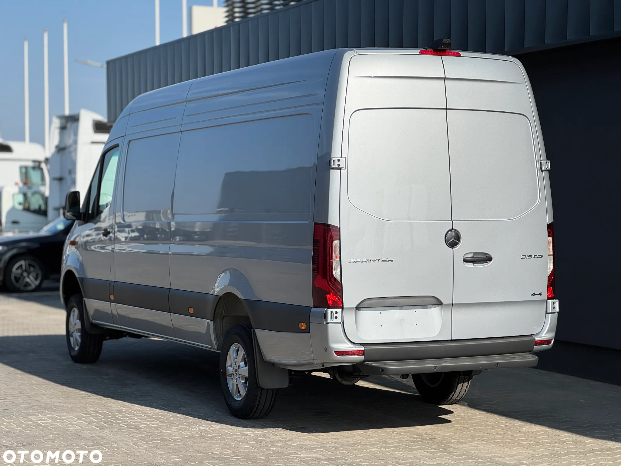 Mercedes-Benz Sprinter - 3