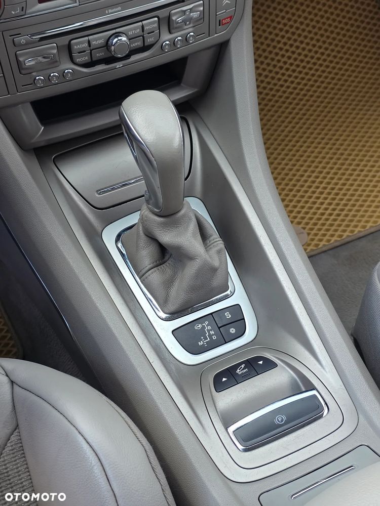 Citroën C5 2.2 HDi Exclusive - 18