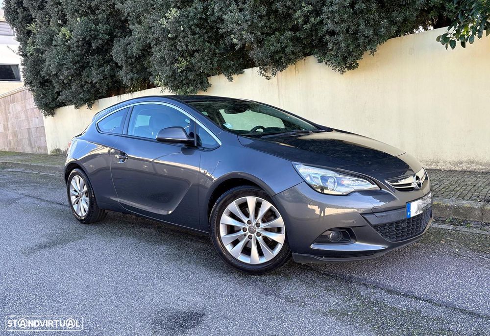 Opel Astra GTC - 3