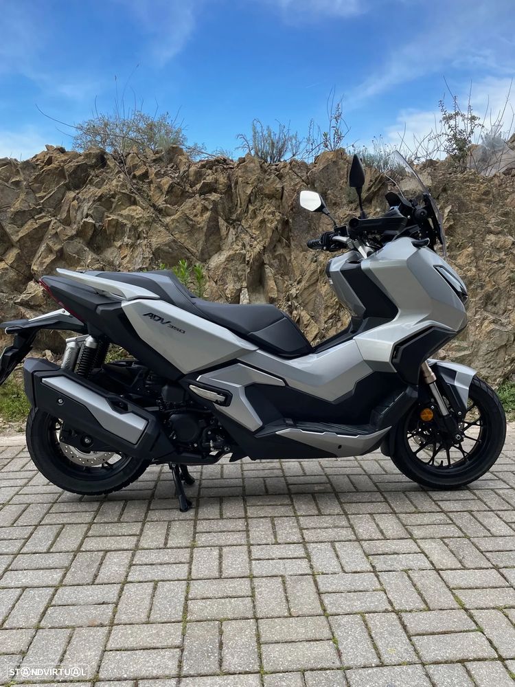 Honda ADV 350 - 4