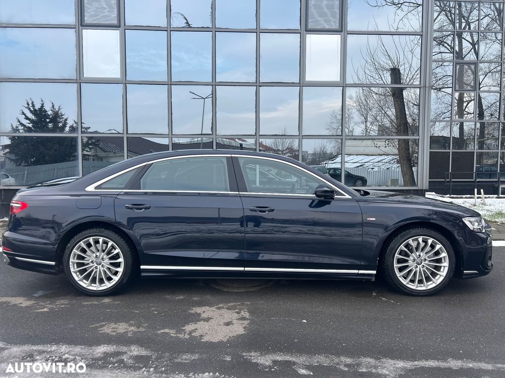 Audi A8 - 7