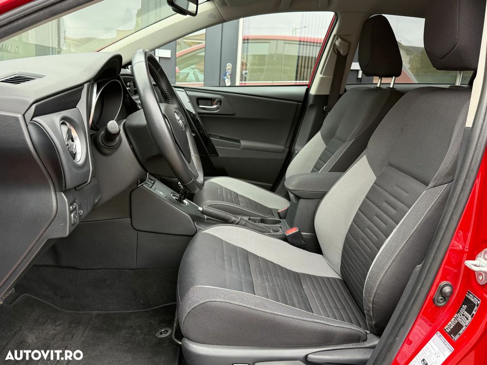 Toyota Auris 1.8 VVT-i Hybrid Automatik Comfort - 13