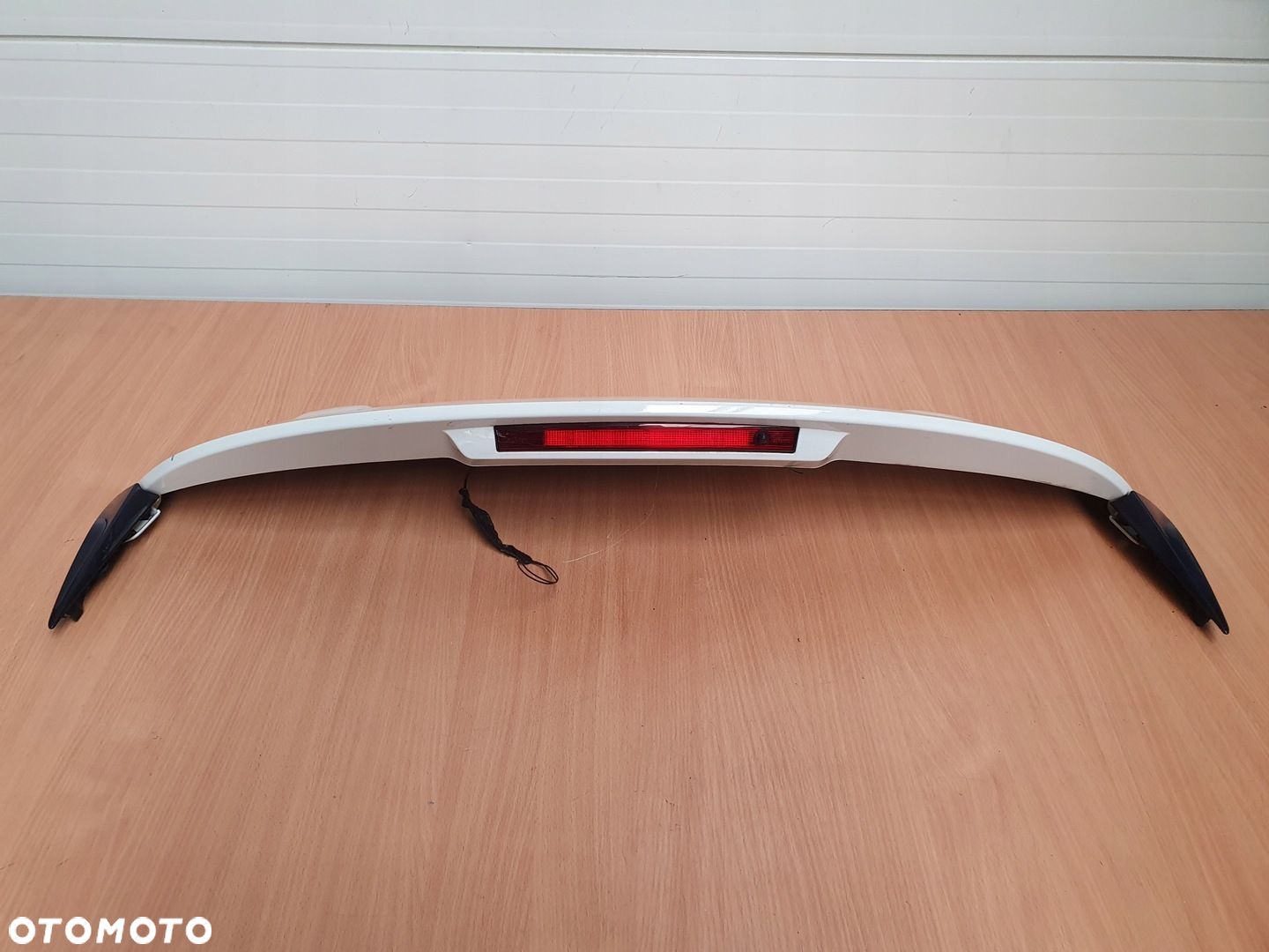 SPOJLER LOTKA LAMPA STOP KLAPY RENAULT CLIO IV HB - 1