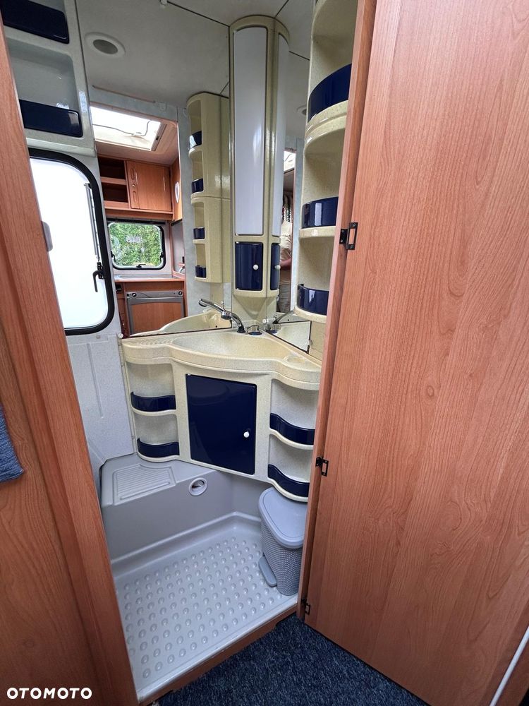 Adria Exclusive 462 LU - 24