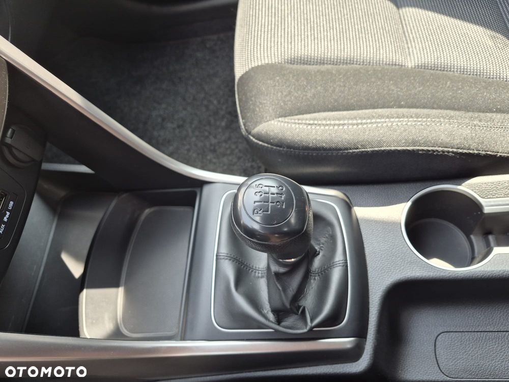 Hyundai i30 1.6 CRDI Trend - 19