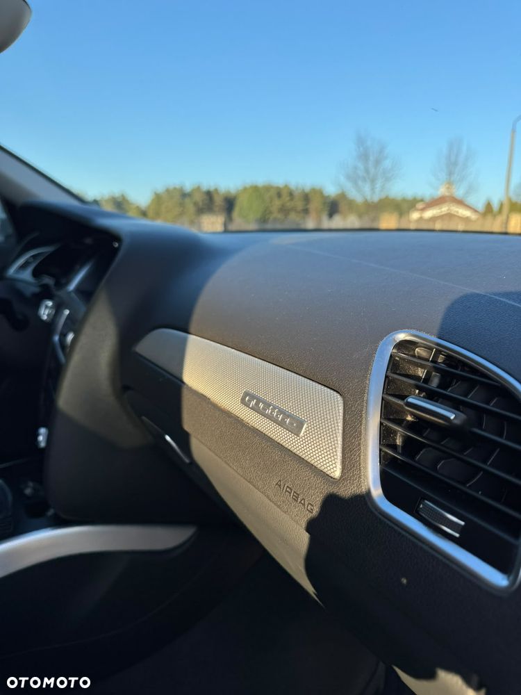 Audi A4 Limousine - 12