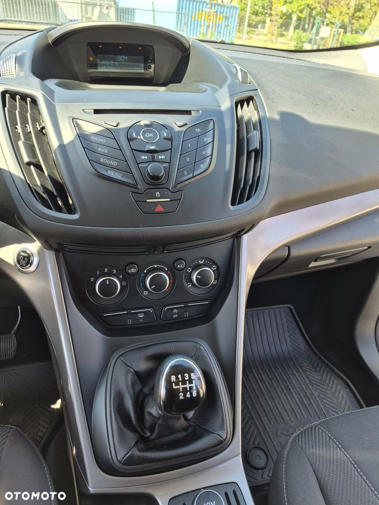 Ford Kuga - 15