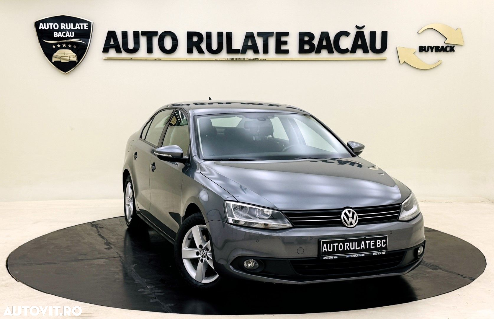 Volkswagen Jetta - 3