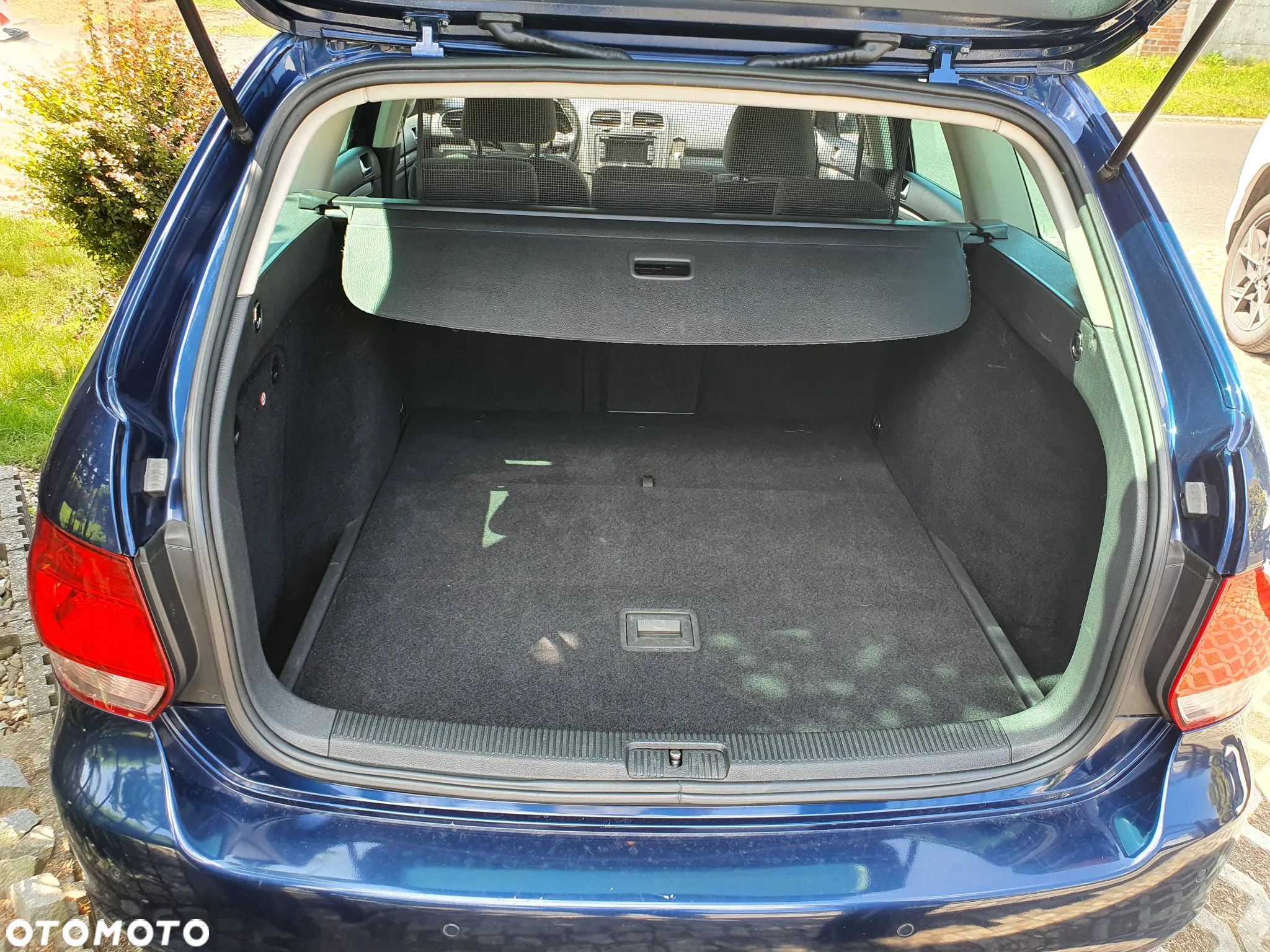 Volkswagen Golf Variant 1.6 TDI DPF MATCH - 34