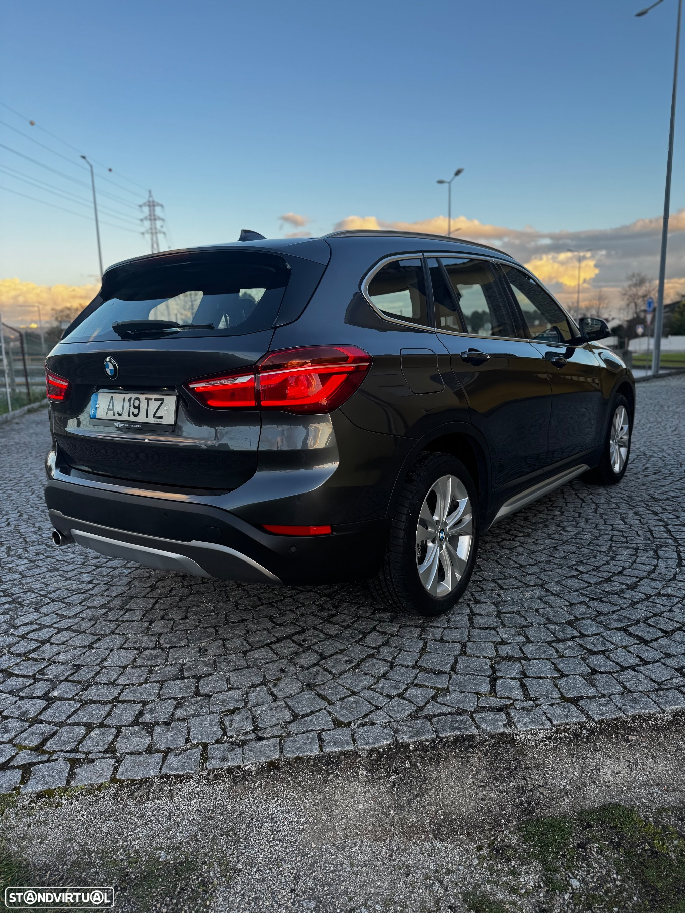 BMW X1 16 d sDrive Line xLine - 9