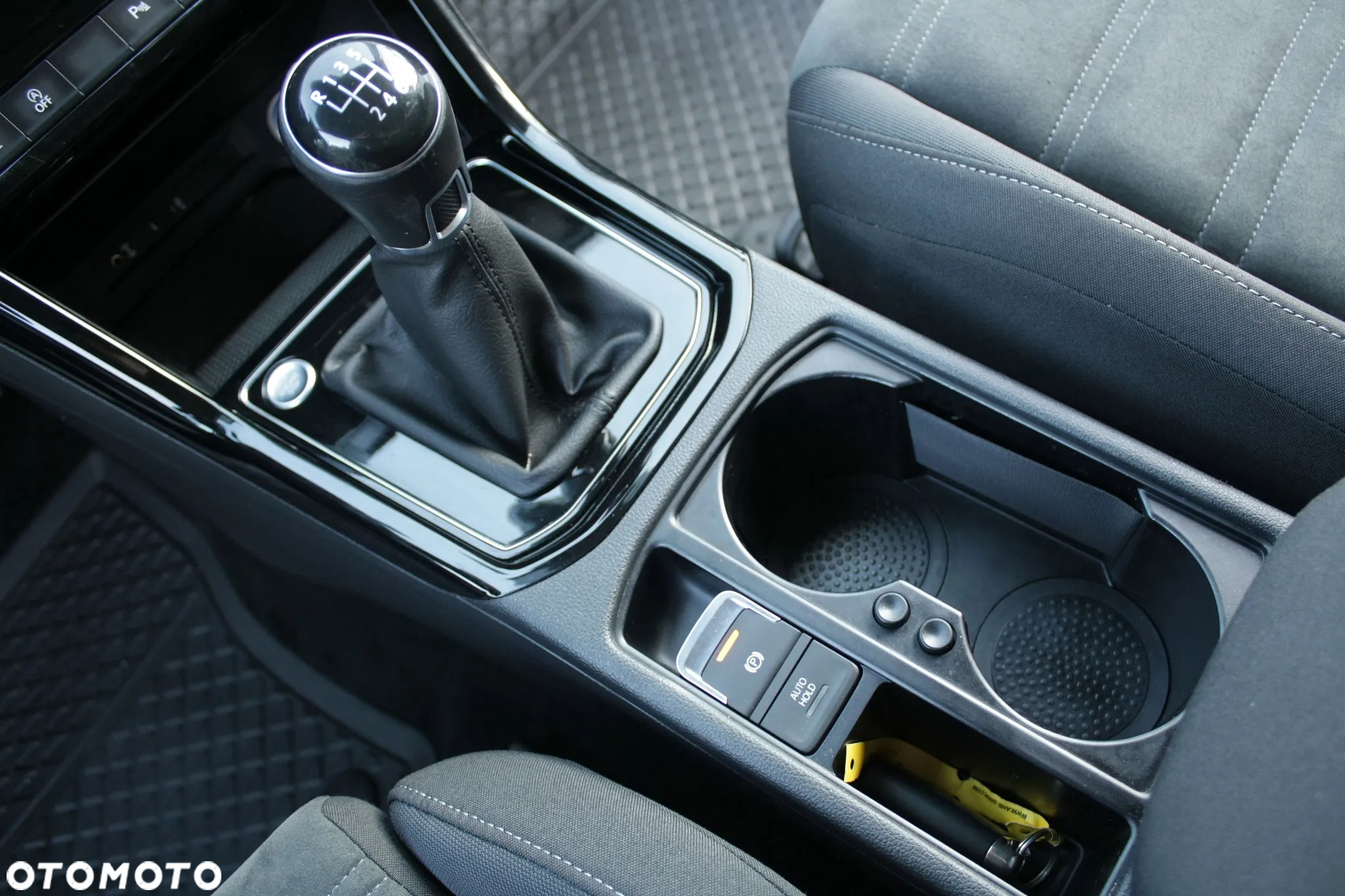 Volkswagen Touran 1.4 TSI (BlueMotion Technology) Highline - 29