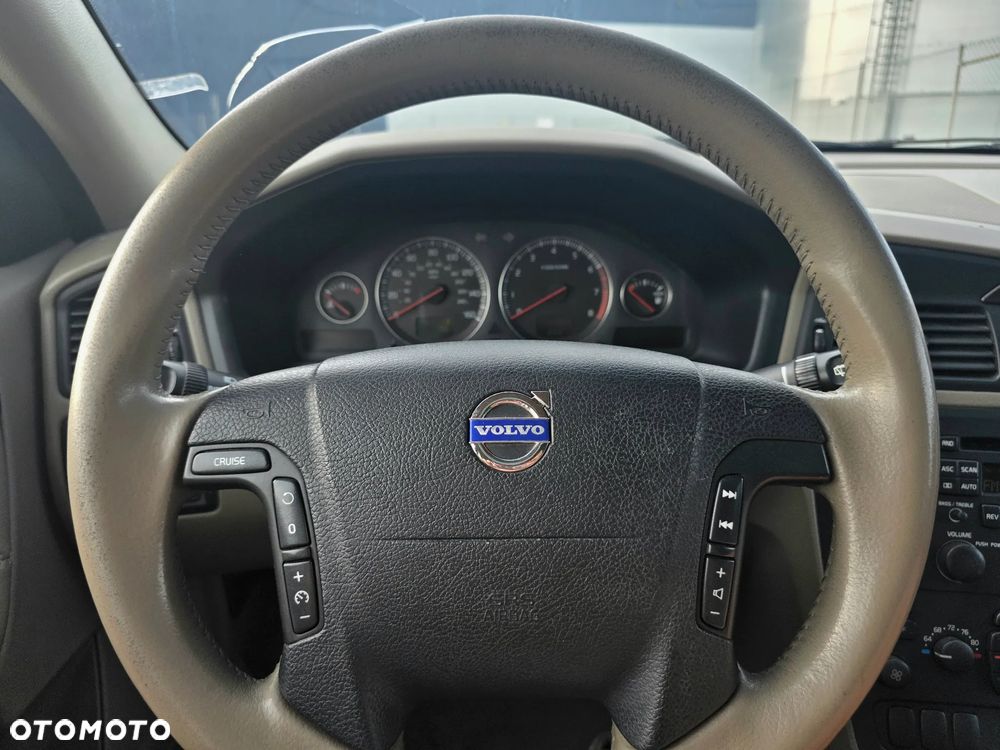 Volvo XC 70 - 18