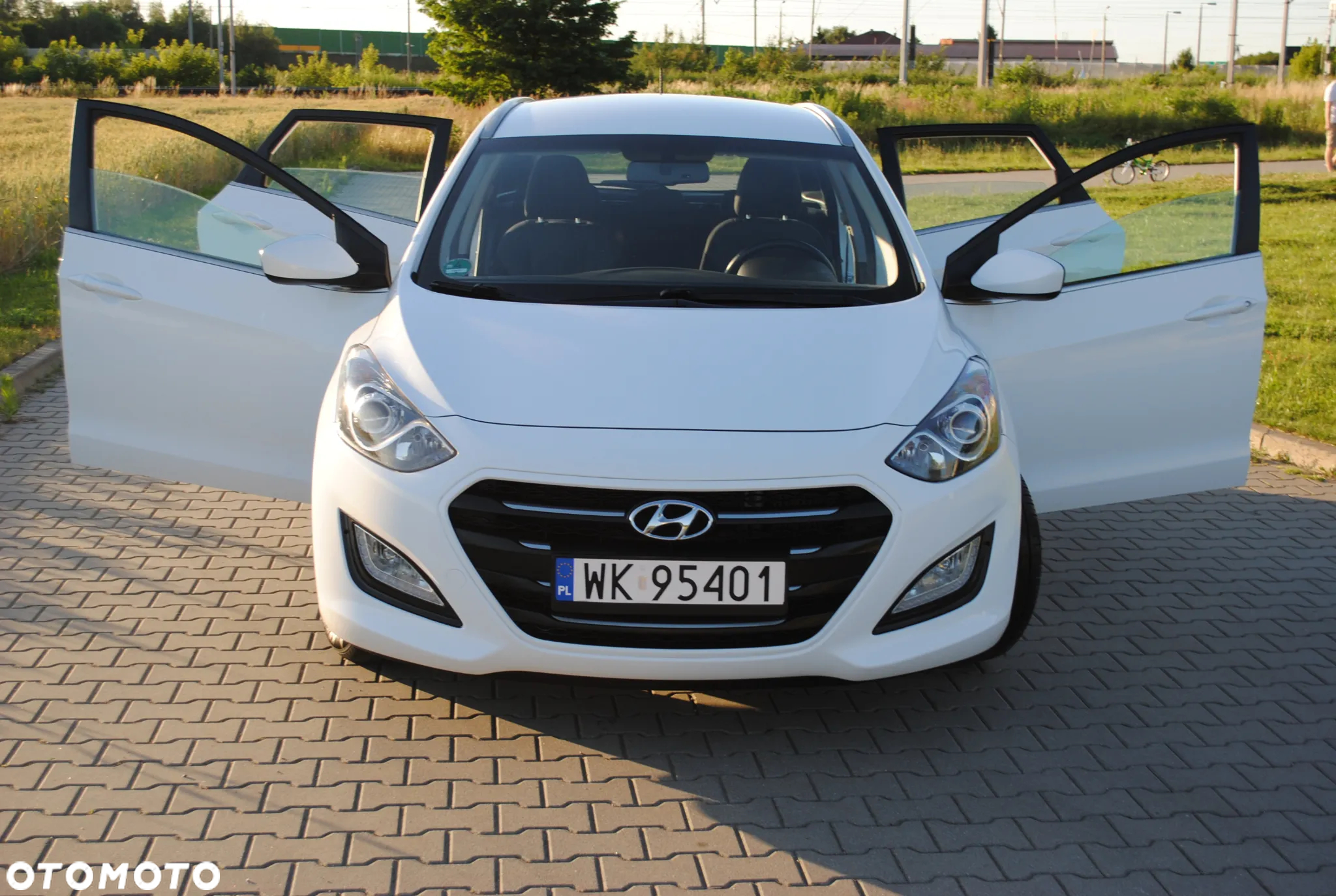 Hyundai i30 1.6 D Premium - 23