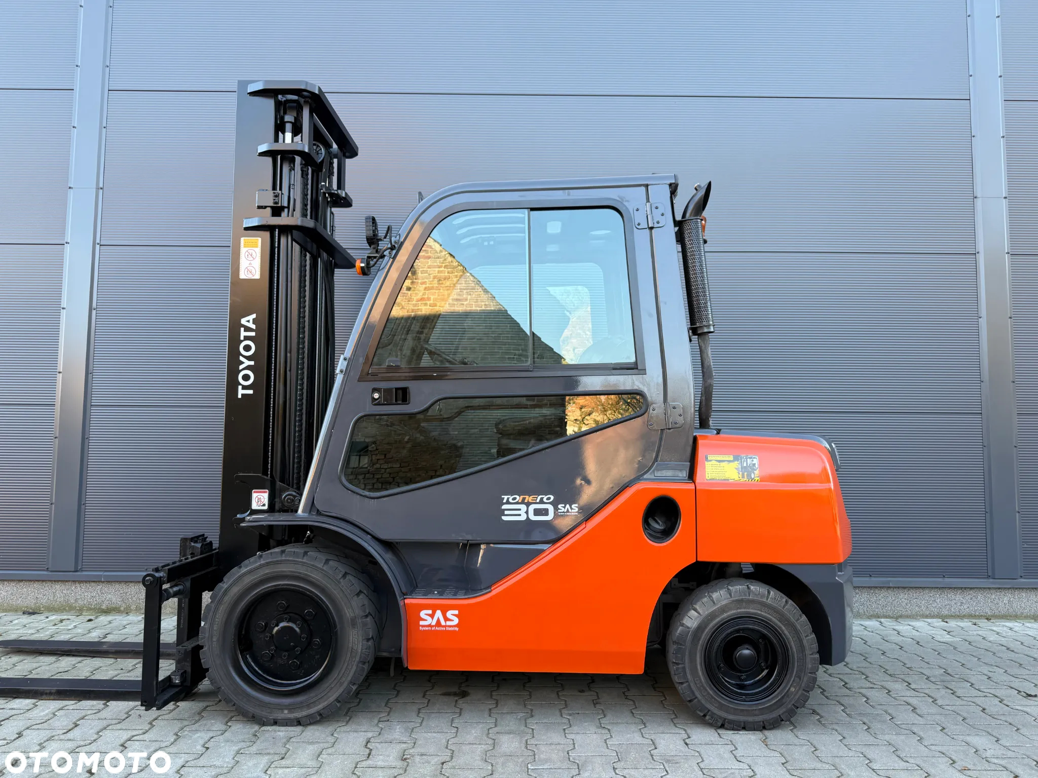 Toyota 02-8FDF30 - 9