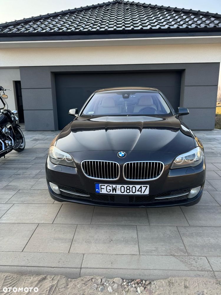 BMW Seria 5 525d xDrive Modern Line - 1