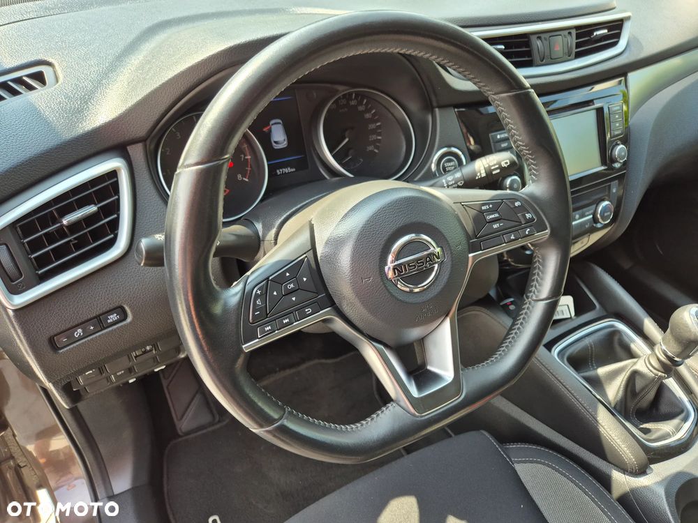 Nissan Qashqai 1.3 DIG-T Tekna+ - 22