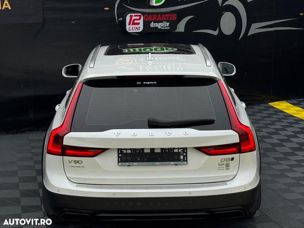 Volvo V90 D5 AWD - 14