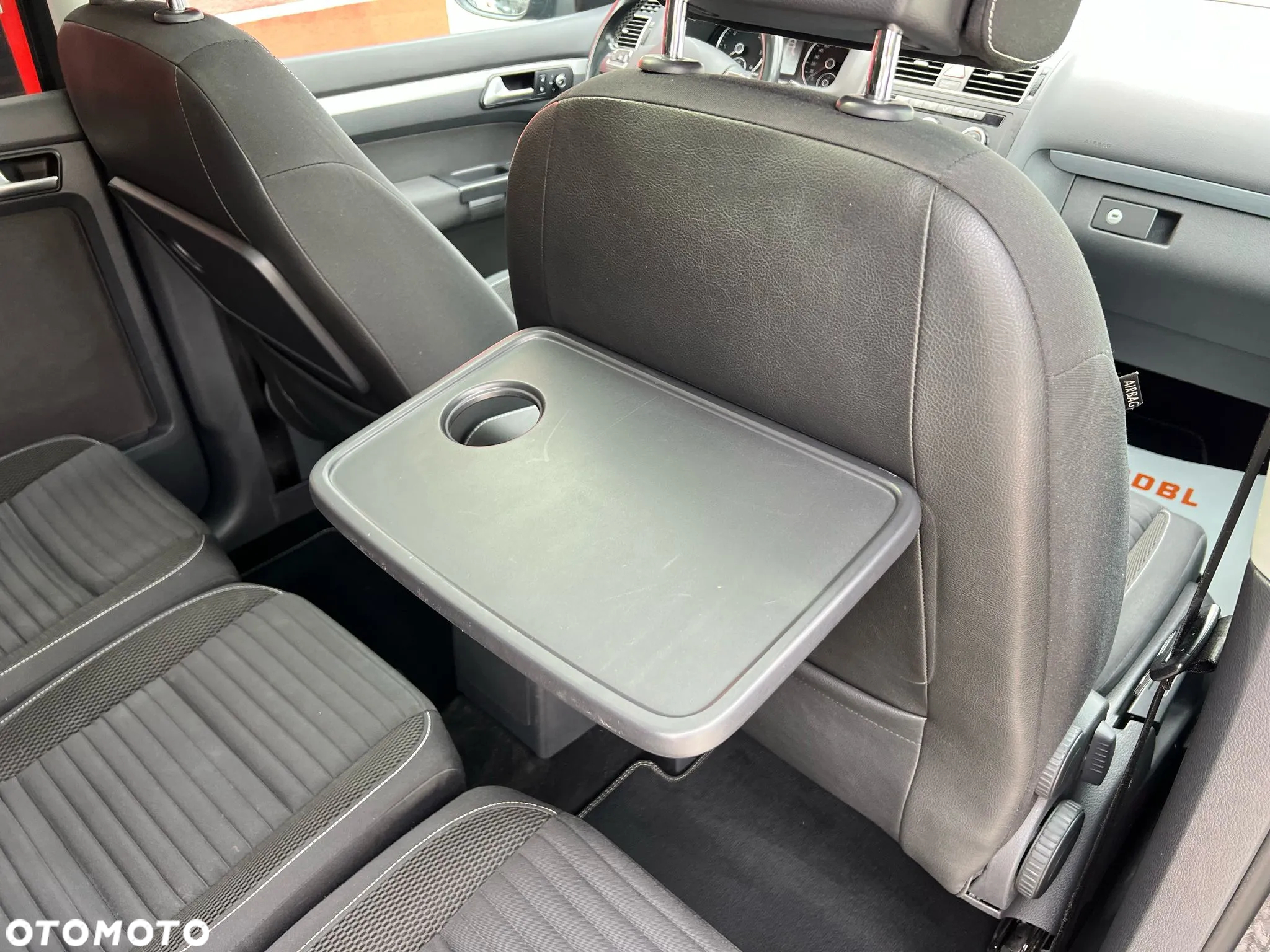 Volkswagen Touran 1.6 TDI DPF DSG Cup - 25