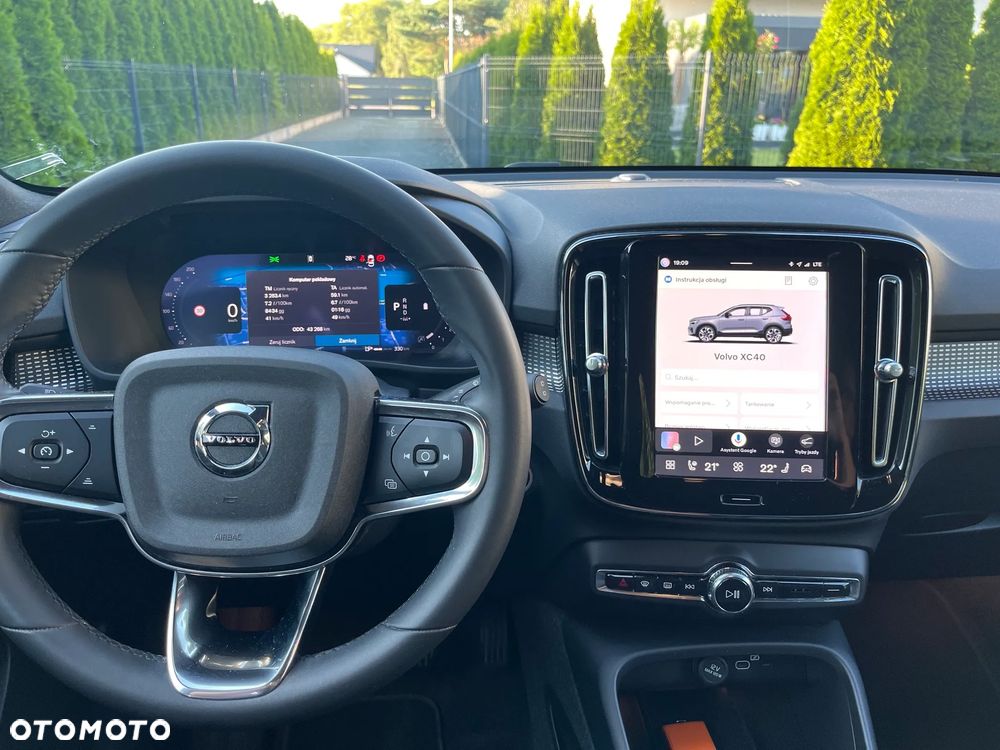 Volvo XC 40 B3 Core - 16
