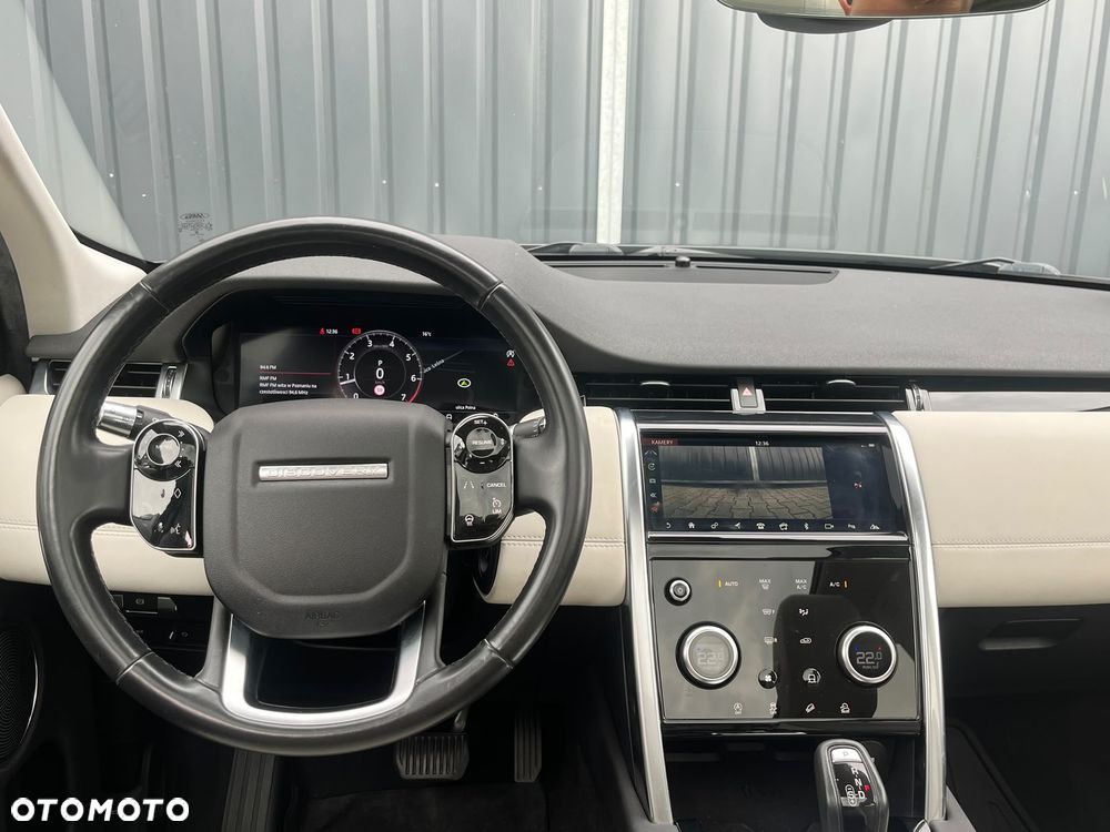 Land Rover Discovery Sport 2.0 P200 mHEV HSE - 13
