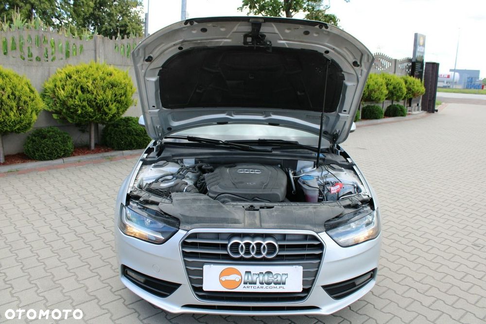 Audi A4 Avant 2.0 TDI DPF Ambiente - 35